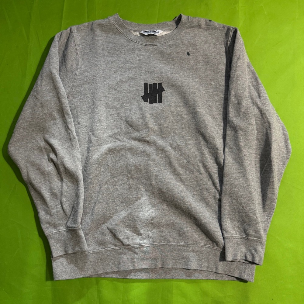 Undefeated XL Crewneck Sweatshirt Gray 5 Strike Logo Streetwear Fleece Pullover
